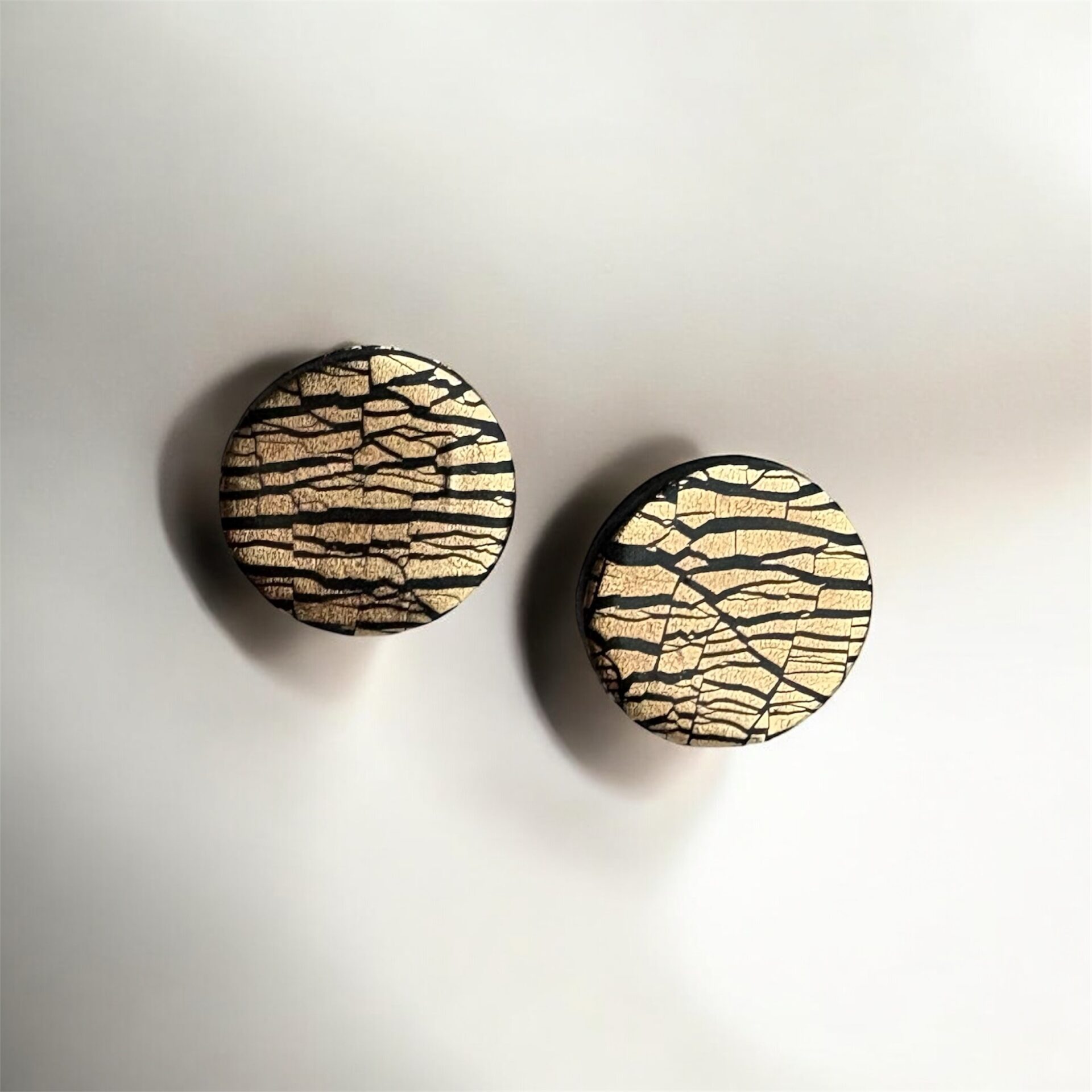 Σκουλαρίκια Black Gold Circle Σκουλαρίκια Black Gold Circle